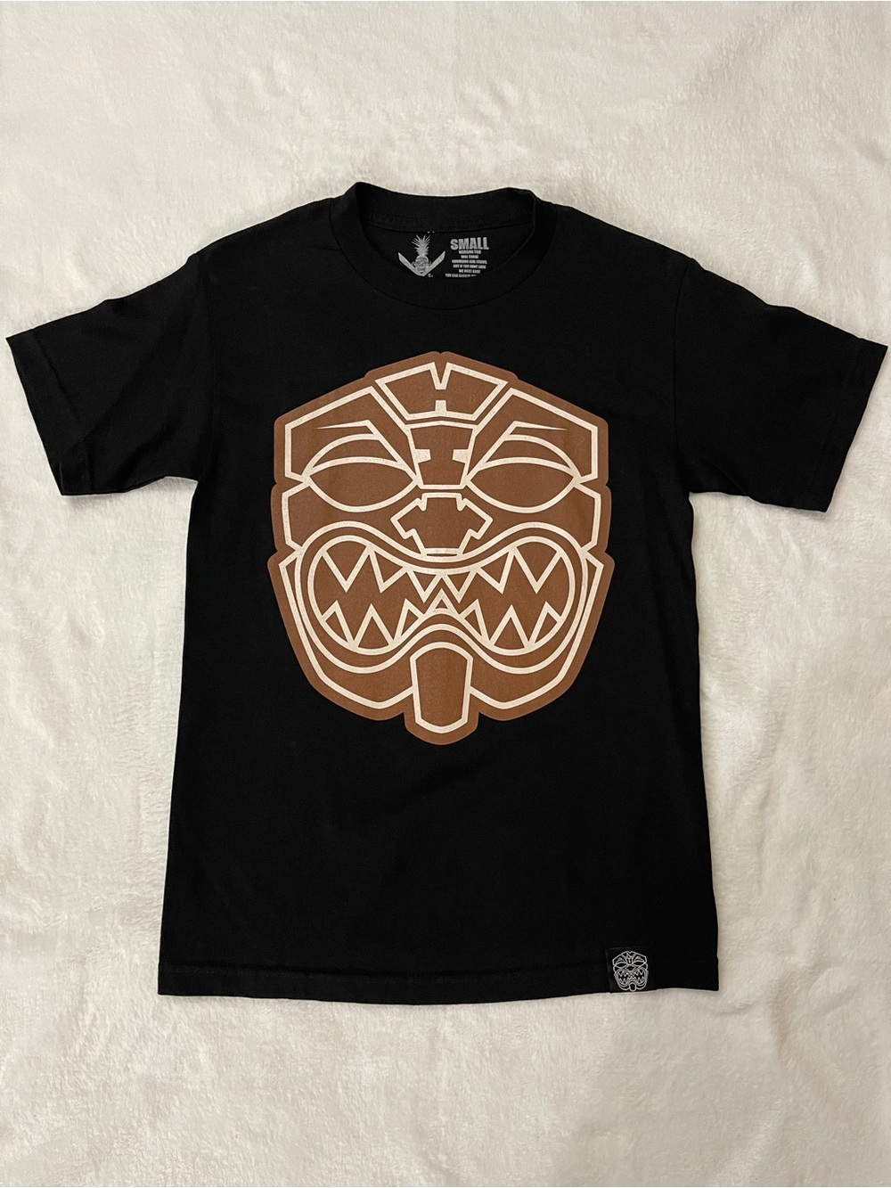NWOT Farmers Market Hawaii Black Short Sleeve Tee with Brown Logo